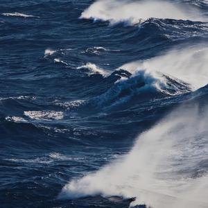 三级日本亚洲色图自拍偷拍一区二区
